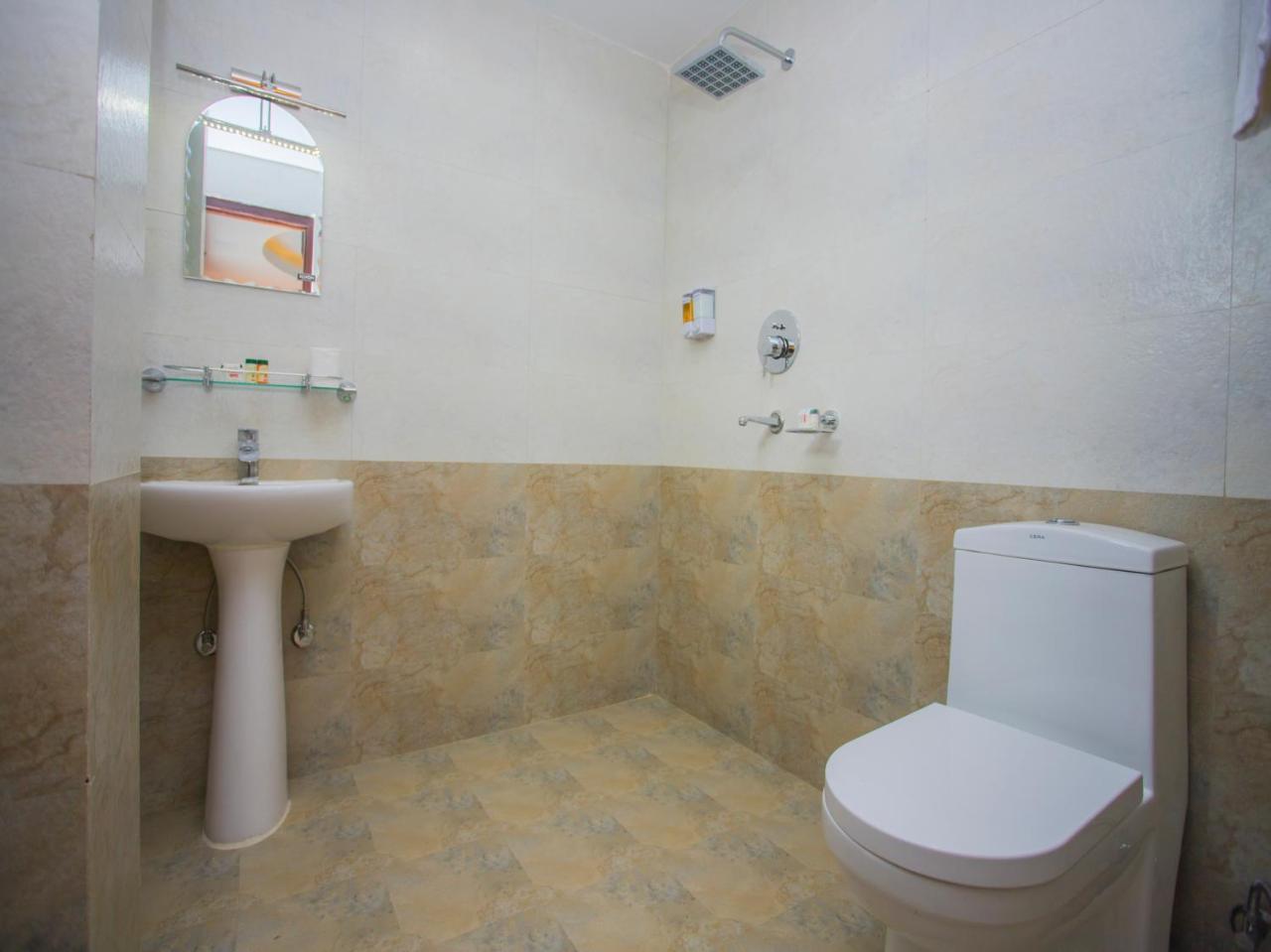 Hotel Lakeside Pvt. Ltd. 博卡拉 外观 照片