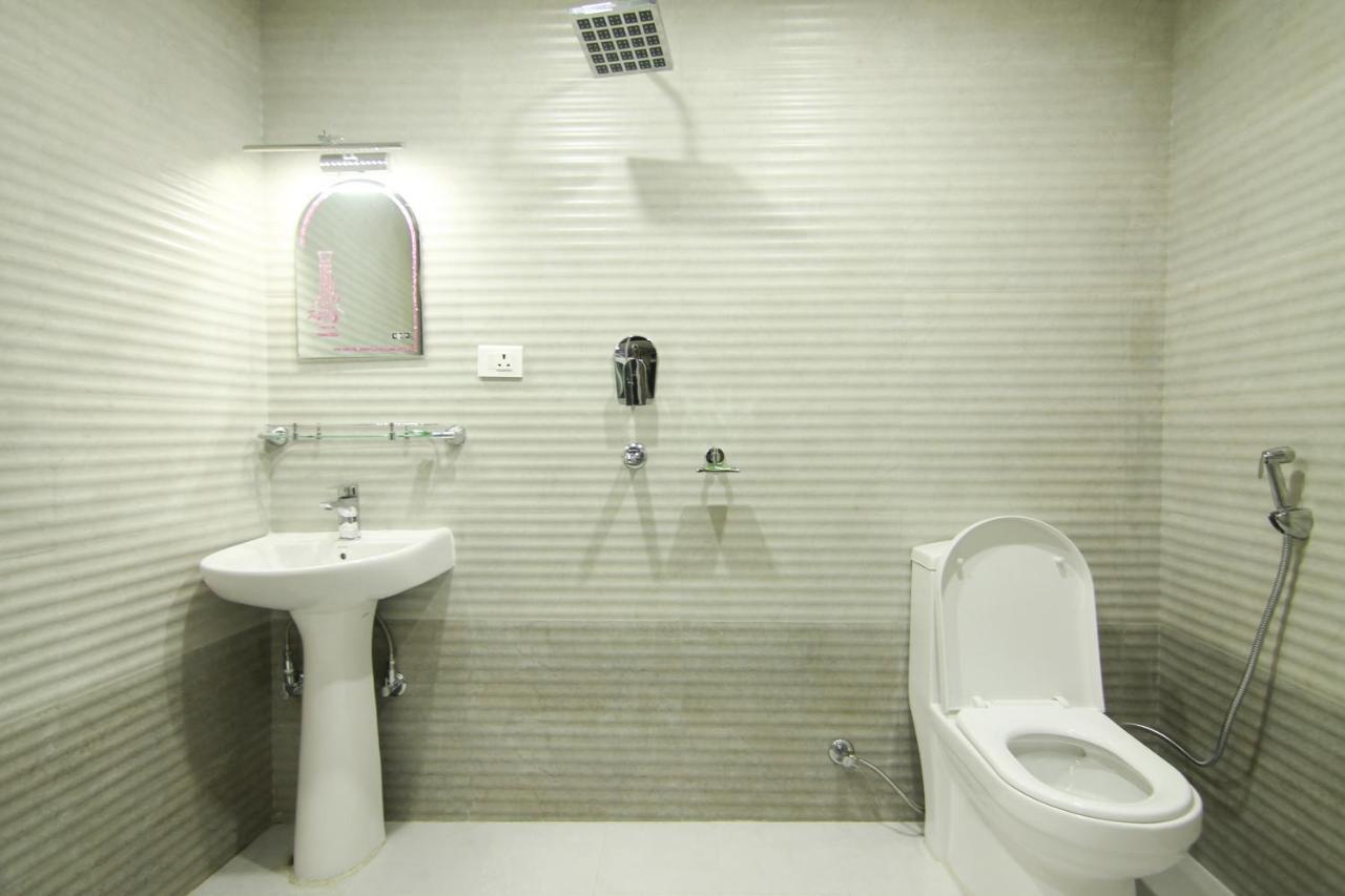 Hotel Lakeside Pvt. Ltd. 博卡拉 外观 照片