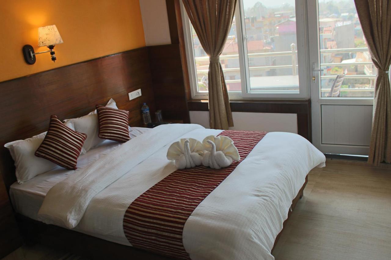 Hotel Lakeside Pvt. Ltd. 博卡拉 外观 照片
